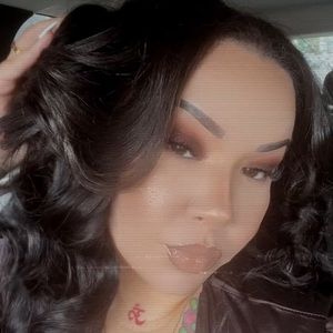 Meet your Posher, Leah